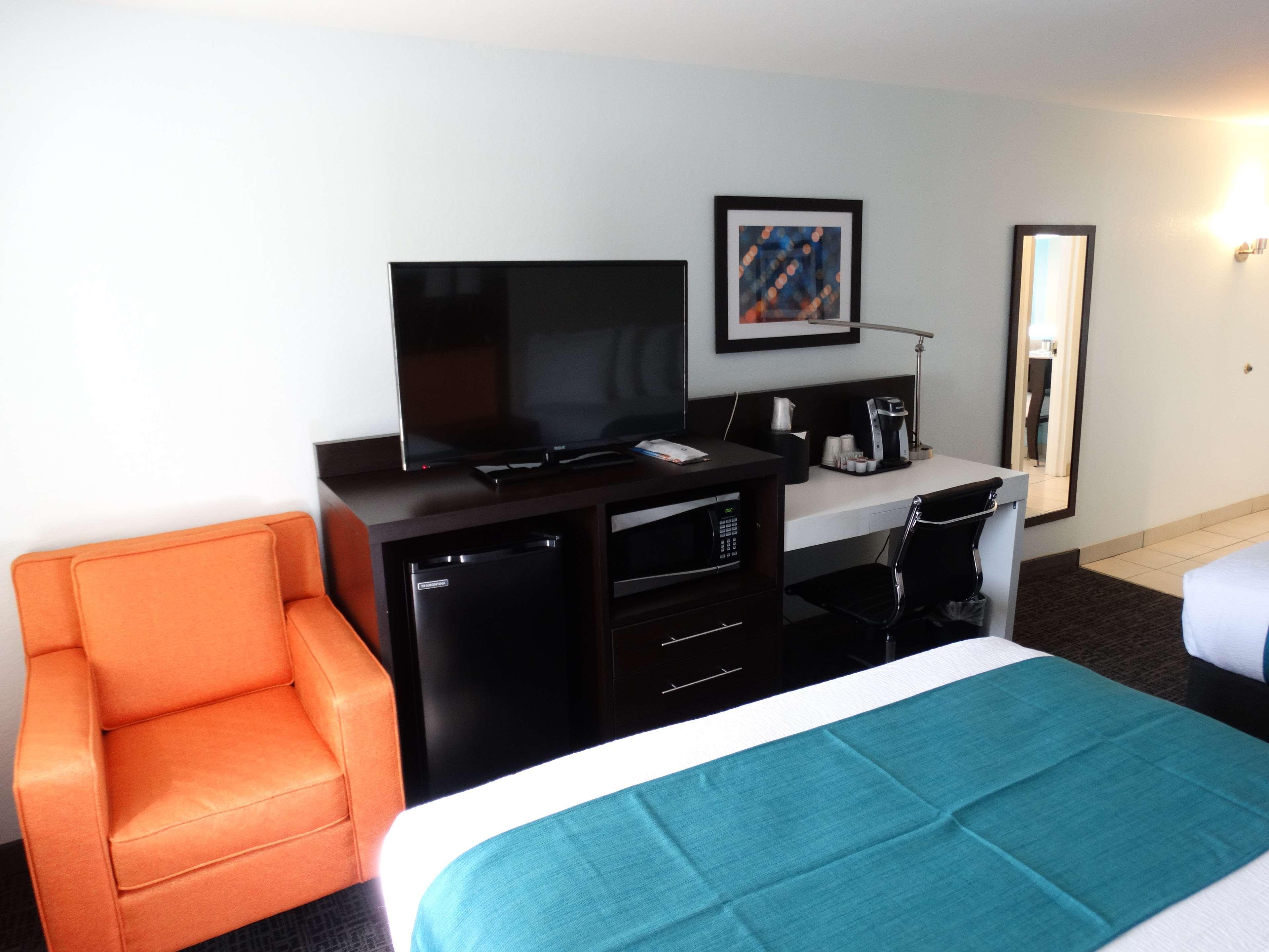 Best Western Plus Orlando Lake Buena Vista South Inn & Suites Kissimmee Eksteriør billede